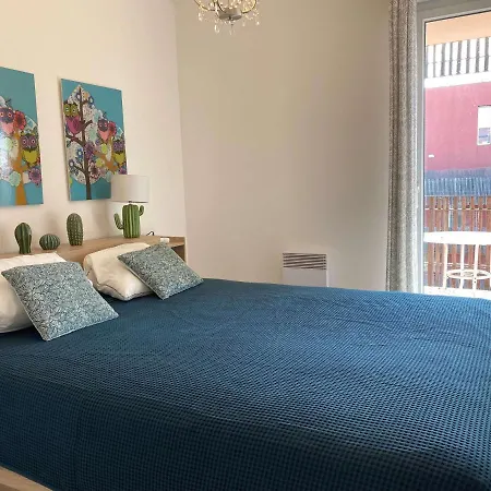 Apartment Bel Appartement T2 Avec Terrasse Et Parking, Wifi Inclus - Fr-1-553-158 *